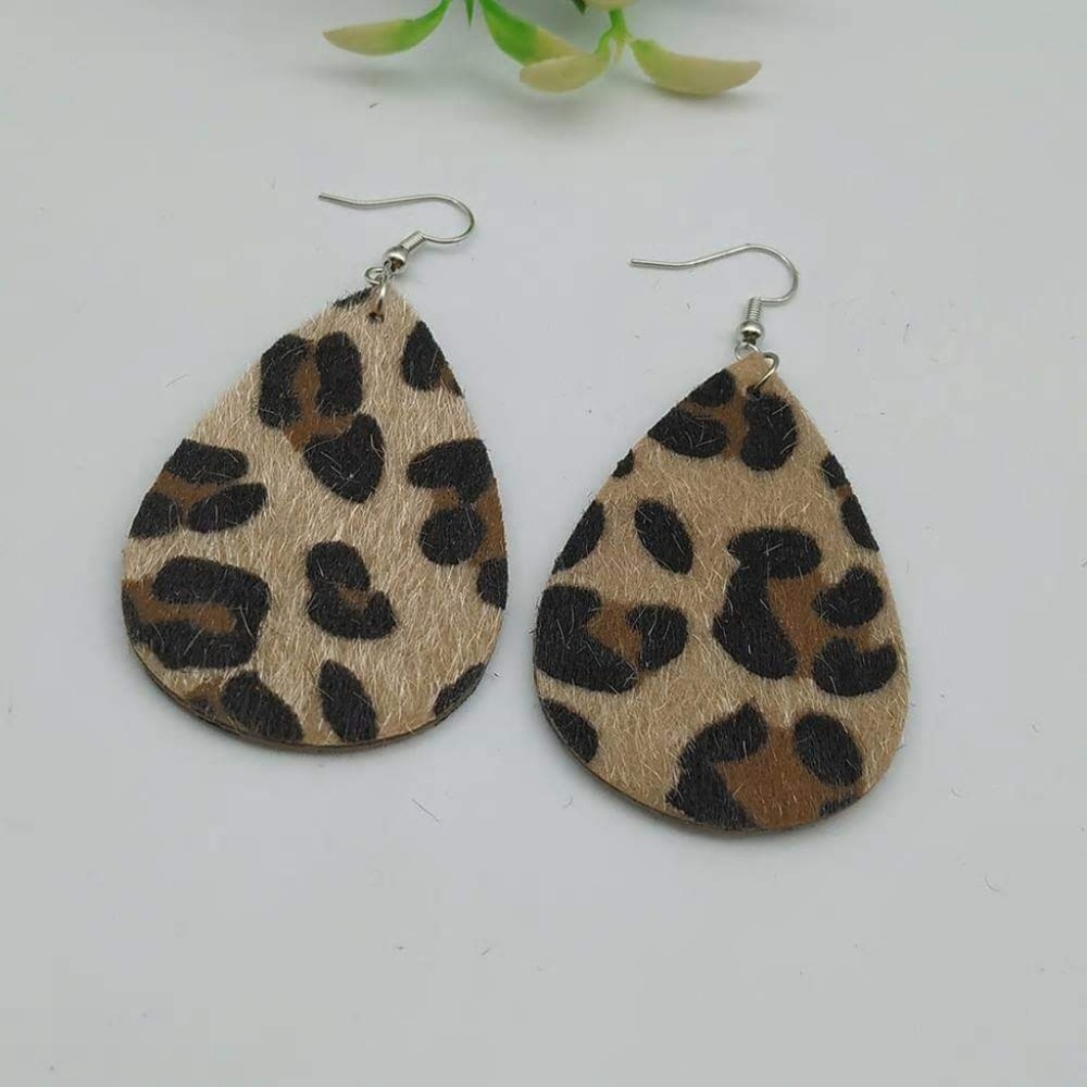 New Leopard Leather leaf teardrop Earrings